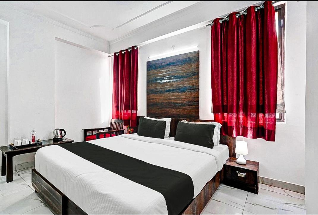 Hotel Sky Heights ชัยปุระ ภายนอก รูปภาพ