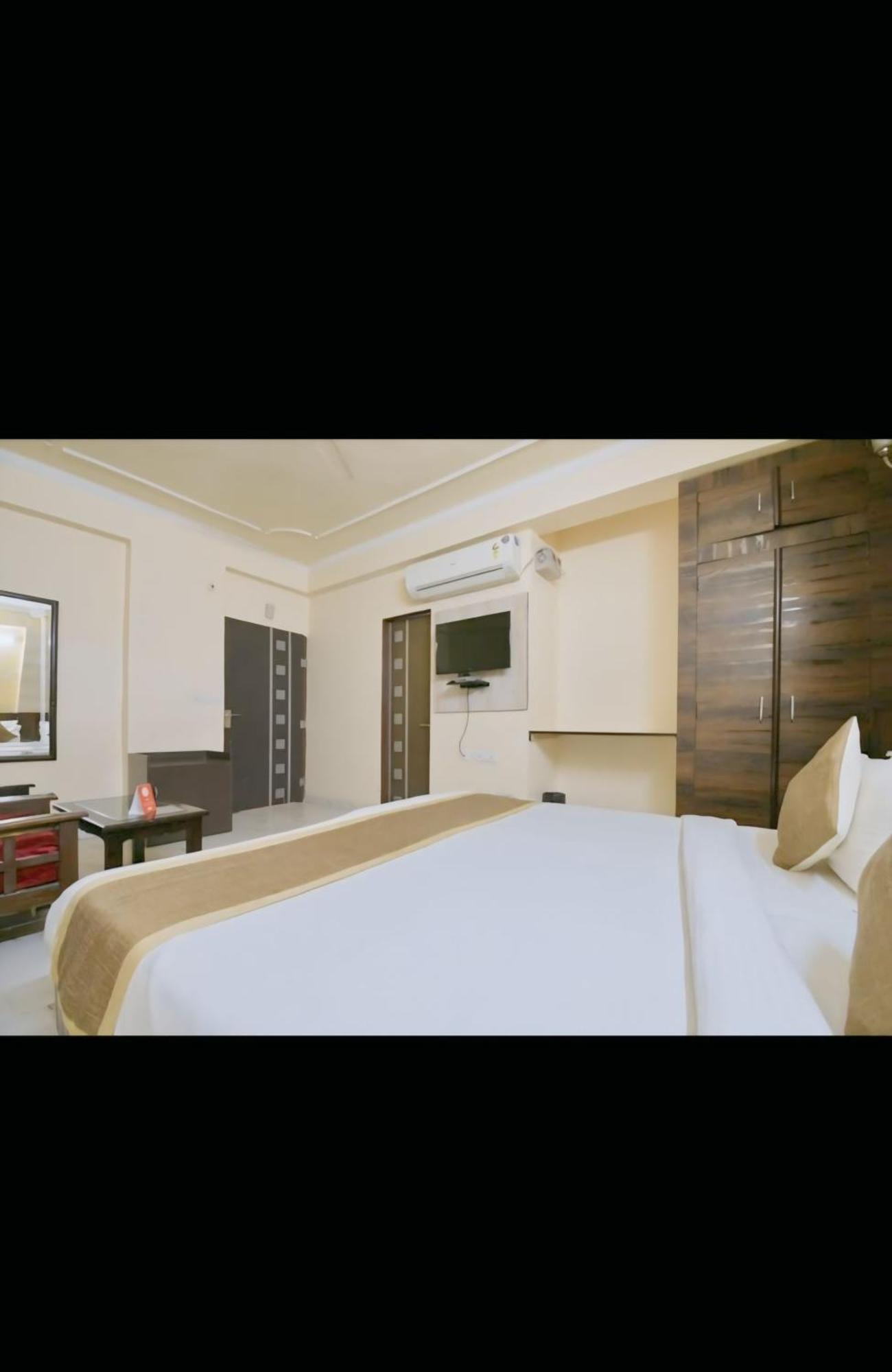 Hotel Sky Heights ชัยปุระ ภายนอก รูปภาพ