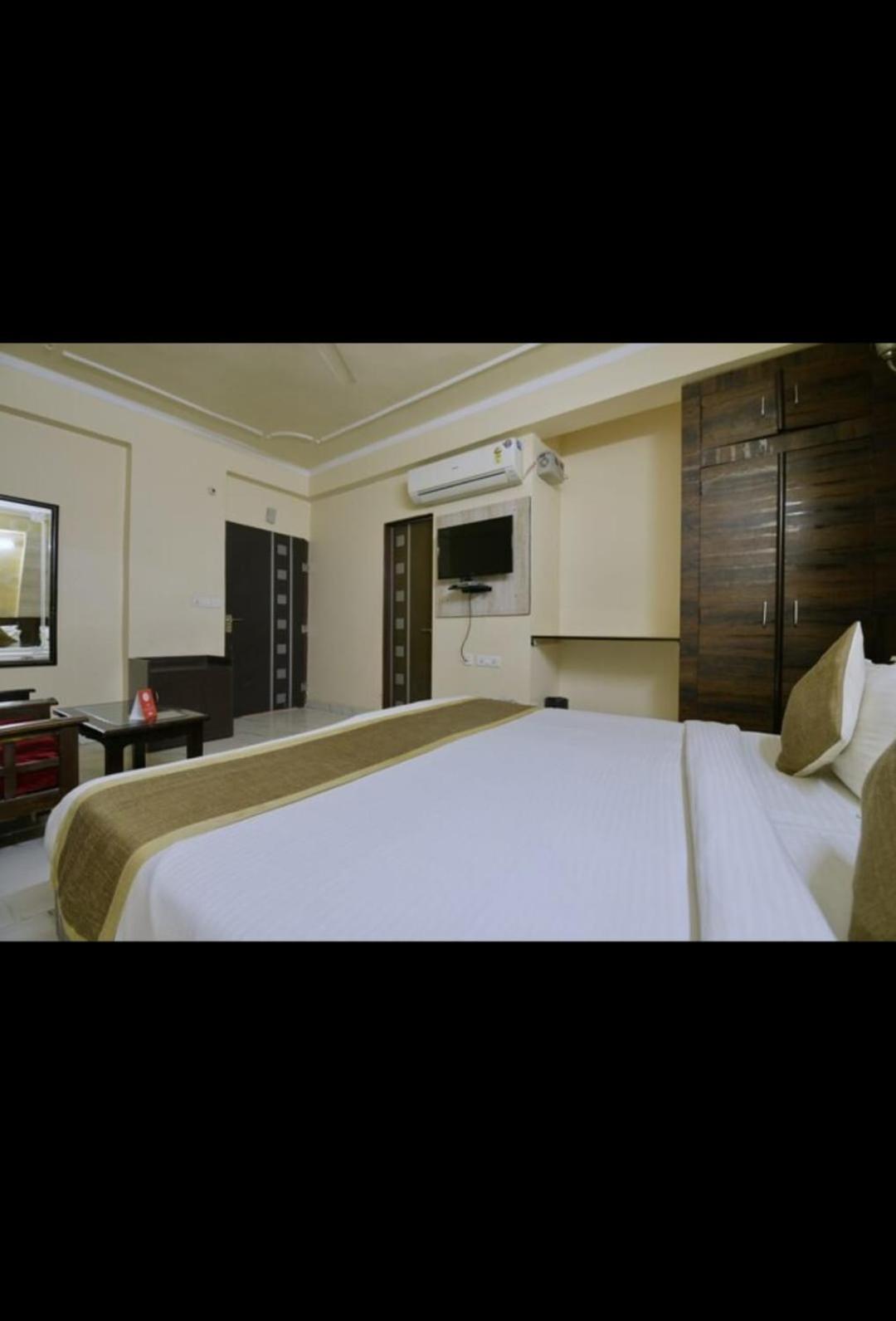 Hotel Sky Heights ชัยปุระ ภายนอก รูปภาพ