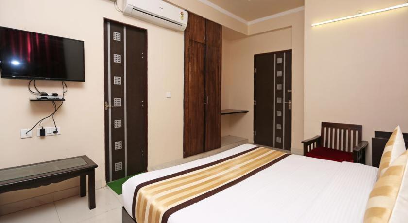 Hotel Sky Heights ชัยปุระ ภายนอก รูปภาพ